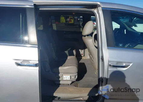 2011 Honda Odyssey Ex-L from USA, damaged, VIN 5FNRL5H66BB037014